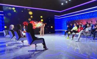 Një nga konkurrentët e “Për’puthen” infektohet me COVID-19