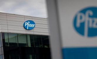 Kosova pranon mbi 100 mijë vaksina Pfizer në fund të këtij muaji