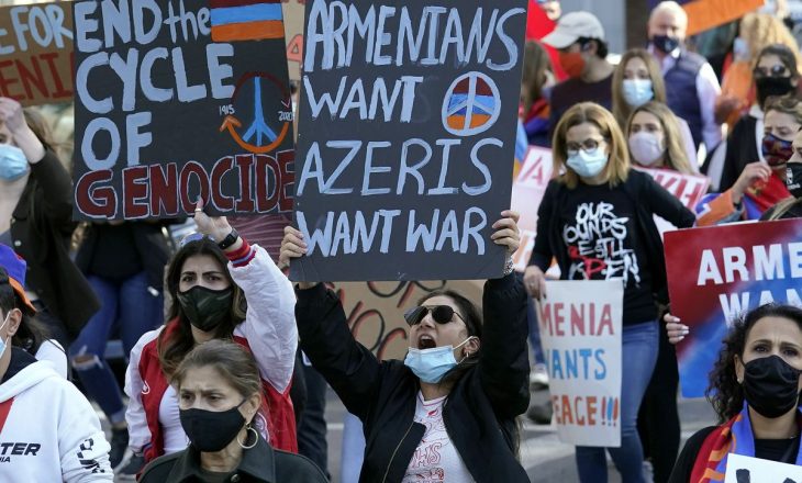 A mund të mbijetojë kryeministri i Armenisë nga protestat dhe një përpjekje për ‘grusht shteti’?