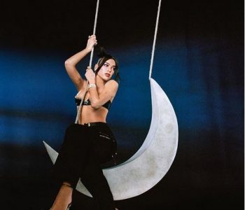 Prurja e parë muzikore e Dua Lipës për 2021-tën