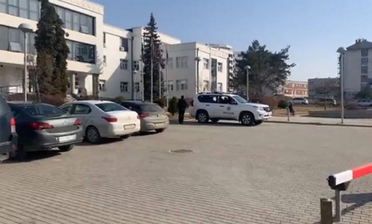 Aksioni i policisë vazhdon në Istog, flet Haki Rugova