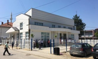 Kufizohen shërbimet në qendrat për pajisje me dokumente në Obiliq e Kllokot