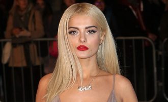 “Bebe Rexha ndërroi jetë si pasojë e mbidozës” – gënjeshtra që tronditi adhuruesit e këngëtares