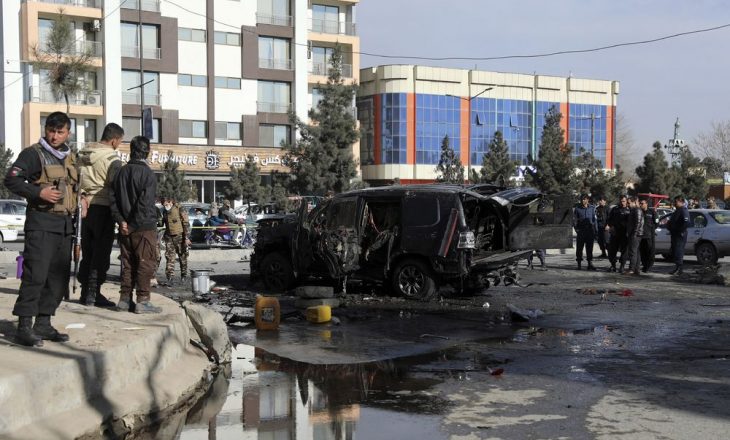 Pesë persona të sigurisë afgane u vranë teksa po shoqëronin një autokolonë të Kombeve të Bashkuara (KB)