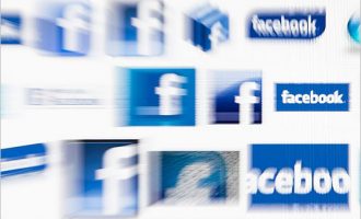 Facebook mbushi 17 vjet: Si ka ndryshuar gjigandi i mediave sociale përgjatë viteve?