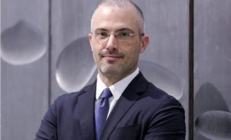 Ambasadori italian uron Kosovën