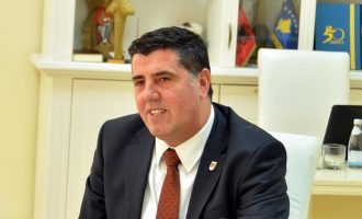 Lutfi Haziri se përjashton mundësinë të kandidojë për kryetar të LDK-së
