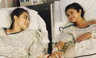 Shfaqja kineze tallet me fotografinë e Selena Gomez në spital