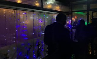 Mbyllet një lokal në Suharekë, ishte hapur gjatë orës policore