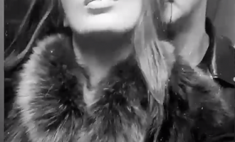 Modelja e njohur shoqërohet prapë me Robert Berishën