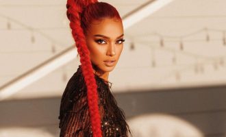 Për të gjitha ata që e kritikuan për autotune Melisa këndon live