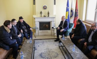 Haradinaj falënderon diasporën që erdhën për ta votuar