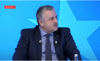 Agim Veliu flet për “shpalljen e gjendjes së jashtëzakonshme” dhe fërkimet me Albin Kurtin