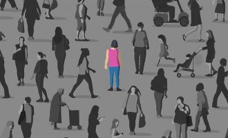 Studimi: Kjo grup moshë njerëzish janë shpërndarësit më të mëdhenj të virusit