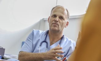 Drejtori i ri i SHSKUK-së, Valbon Krasniqi, heziton ta publikojë programin