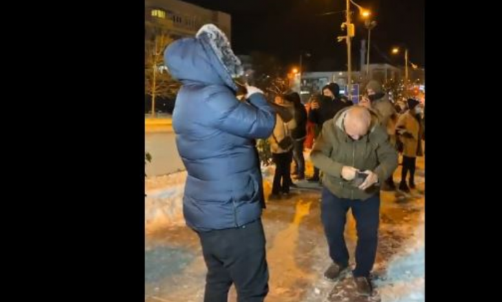 Vetëvendosje nis “festën e fitores” në Gjilan e Mitrovicë