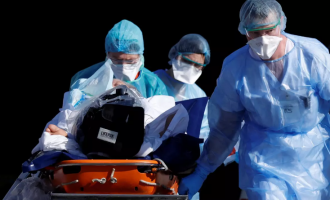 COVID-19: Spitalet në Francë mbigarkohen