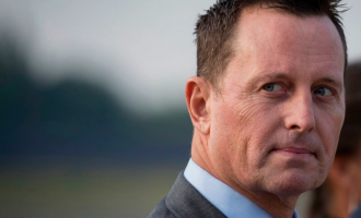 Grenell BE-së: Ndaloni diskutimin për vizat dhe filloni jepni ato për kosovarët