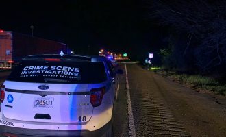 Reperi i njohur qëllohet për vdekje brenda makinës së tij