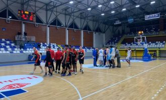 Vëllaznimi mposht Rahovecin