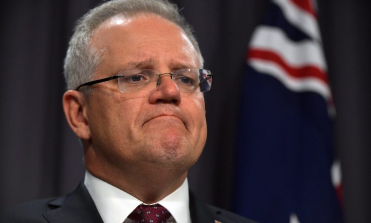Ministri australian mohon akuzat për përdhunim – vazhdon të qëndrojë në kabinet