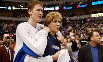 Pasi u godit nga makina teksa po ngiste biçikletën, ish-basketbollisti i Dallas-it mbetet i paralizuar