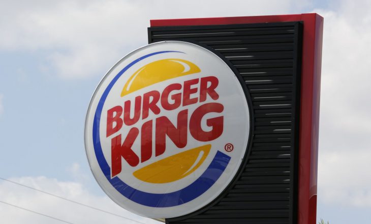 Burger King për 8 mars: “Gratë kanë vendin në kuzhinë”