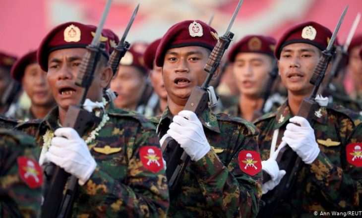 SHBA-ja dhe Britania e Madhe godasin me sanksione firmat e kontrolluara nga ushtria e Mianmarit