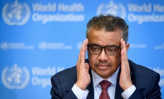 OBSH-ja do të shpërndajë 237 milionë vaksina deri në fund të majit