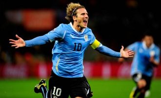 Diego Forlan emërohet trajner i skuadrës në vendlindje