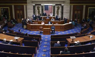 Dhoma e Përfaqësuesve në SHBA ka miratuar pakon ndihmëse të Joe Biden kundër Coronavirusit