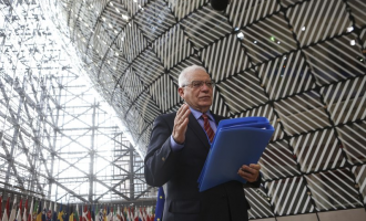 BE sanksionon 4 zyrtarë kinezë të akuzuar për abuzime ndaj myslimanëve ujgurë