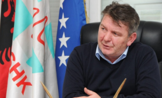 Blerim Syla për ftesën e Edi Ramës: “O të vaksinohen të gjithë punëtorët shëndetësorë, o asnjëri”