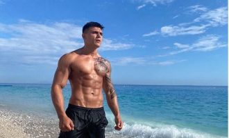 Kthehemi disa vjet prapa – ju prezantojmë Beart Rexhepin pa muskuj dhe tatuazhe