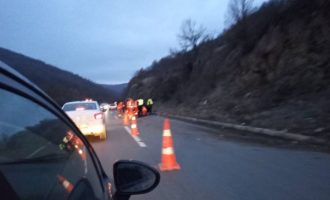 Dy të plagosurit në kompaninë e sigurimeve ishin duke transportuar para të gatshme