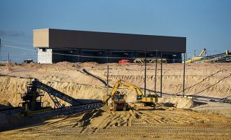 Në mungesë të rërës nuk do të ketë mjaftë shishe për vaksina