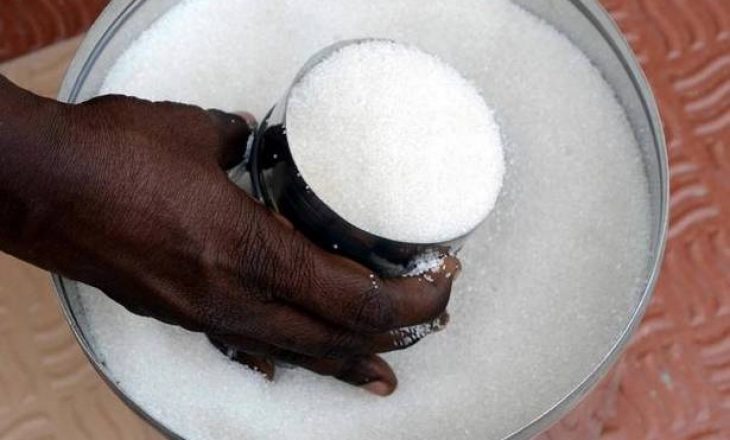 Pakistani lejon importet e sheqerit dhe pambukut nga India ndërsa përmirësohen raportet mes dy vendeve 