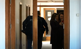 Policia hynë brenda Ministrisë së Infrastrukturës