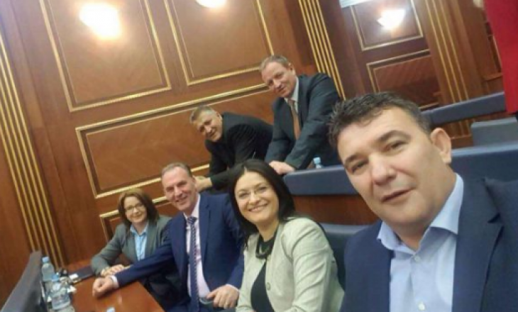 Ish-deputetja e Nisma-së jep dorëheqje nga partia