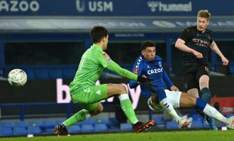 City mposht Evertonin, kalon në gjysmëfinale të Kupës së Anglisë