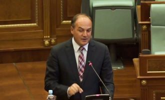 Hoxhaj: Premtimet e Kurtit “listë dëshirash”, votojmë kundër