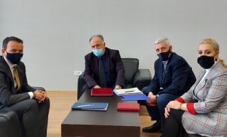 Faton Peci merr detyrën si ministër i Bujqësisë