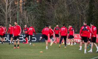 Futbollistët e Shqipërisë kanë arritur në San Marino