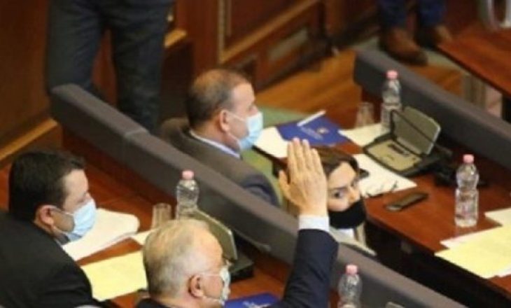 Xhavit Haliti e voton Konjufcën për kryeparlamentar
