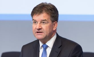 Lajçak: Ideja e ndryshimit të kufijve provokon luftë