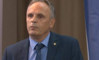 Rektori i UP-së: Shpresoj t’i kthehemi mësimit fizik brenda vitit akademik