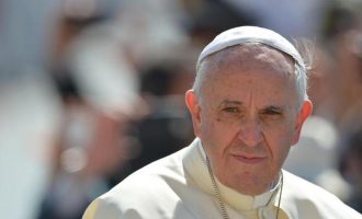 Papa Françesko viziton Irakun