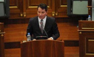 Lekaj VV-së: Mos u bëni “arrogantë të numrave”, Qeverinë Mustafa e rrëzuam me 89 deputetë