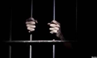 Mbesin në paraburgim dy të dyshuarit për manipulim me numërim të votave