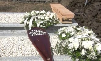 I jepet lamtumira e fundit Cimës